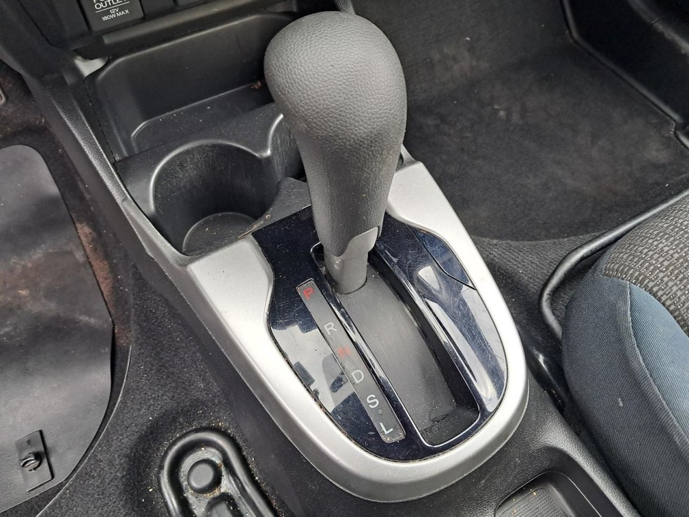 FIT 2016 Glove Box 4889536