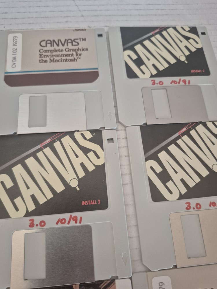 12 Vintage Collection Canvas Macintosh 3.5 Computer Disk UNTESTED
