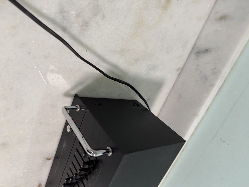 ADC Stereo Frequency Equalizer