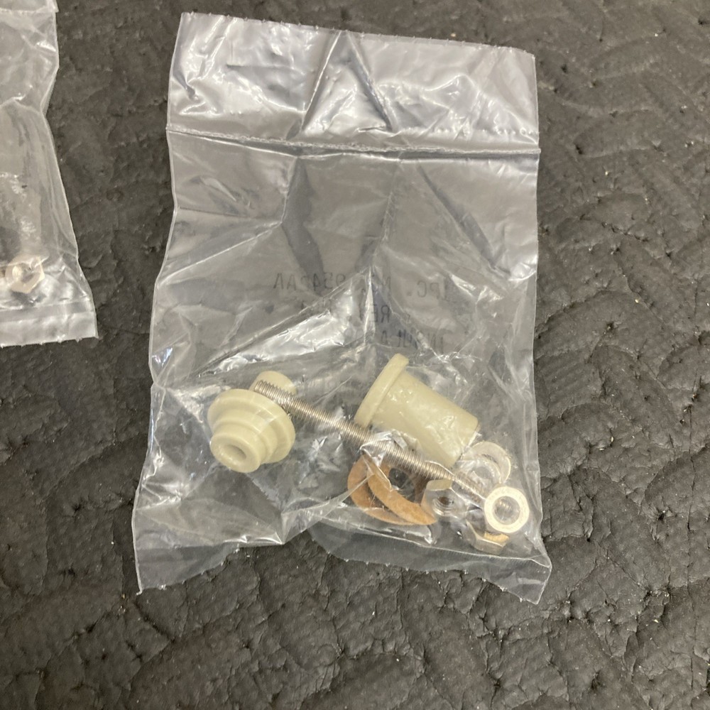 Feedthru Insulator for Balun or Antennas