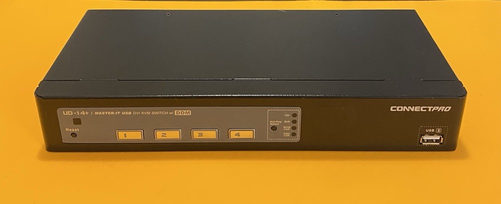 Connect Pro UR-14+CF Master IT USB KVM Switch w/DDM USED
