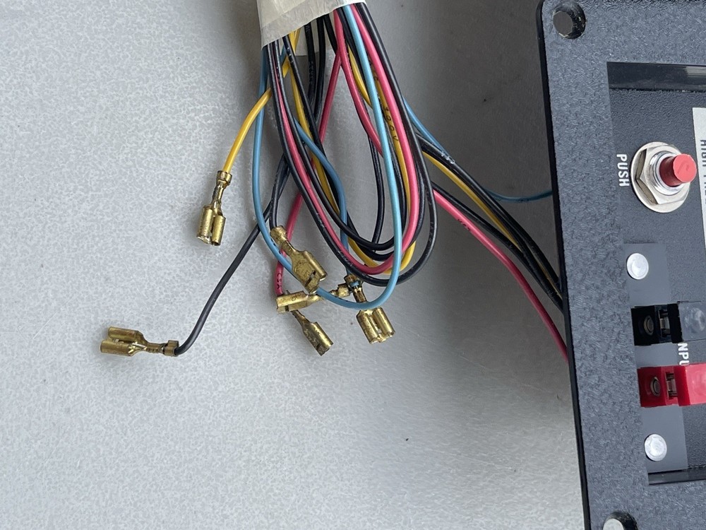 cerwin vega hed-1230 crossovers (pair)