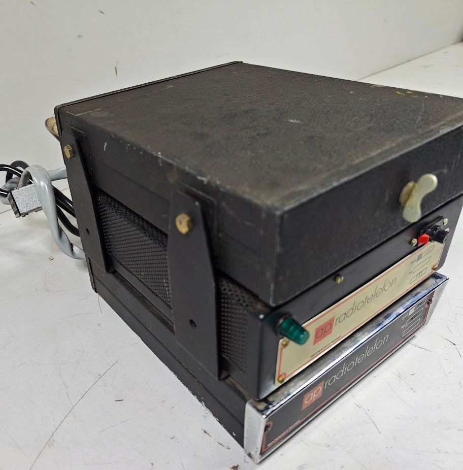 AP Radiotelefon Unit - Untested, For Parts/Repair, No Accessories