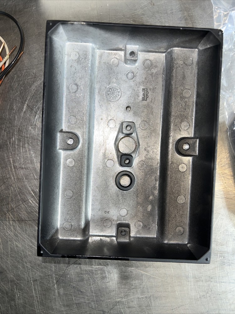 Nos Surplus Emergency Sign Mounting Plate