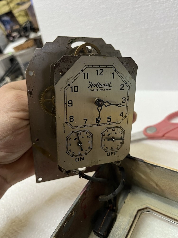 Antique 1920 HOTPOINT JEWELED AUTOMATIC RANGE TIMER WIND UP LUX CLOCK Runs Read