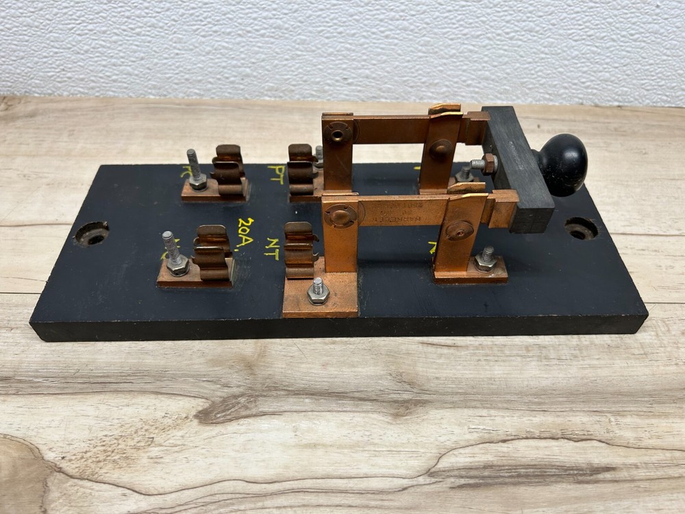 Vtg BARKELEW 20A Solid Copper Connectors Pull Out Lectrical Cylinder Fuse Panel