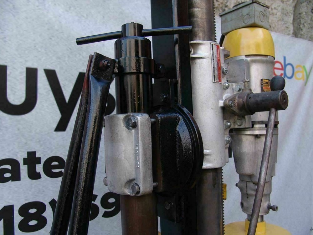 Target Core Drill with Dewalt Drill 120 volts Works Great