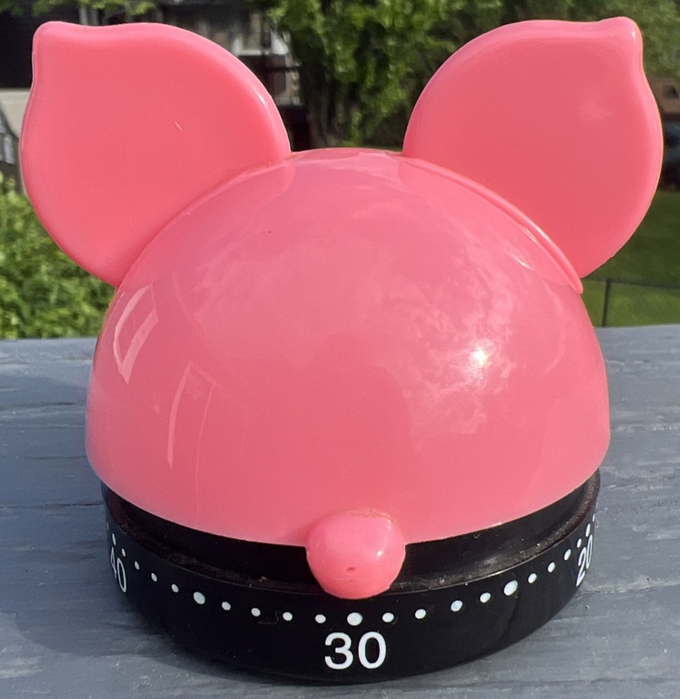 Cute Bright Pink Pig 60 Minute Kitchen Timer