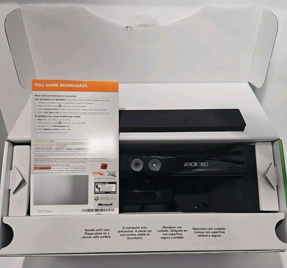 Kinect Sensor Bar for Microsoft Xbox 360 New Open Box With Unused Game Codes