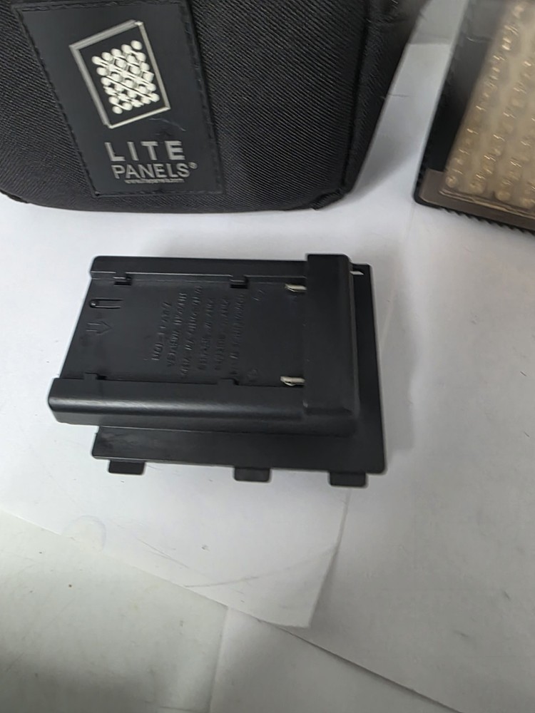 Litepanels MicroPro 058386 LED Camera Light Lite Panels Micro Pro with case