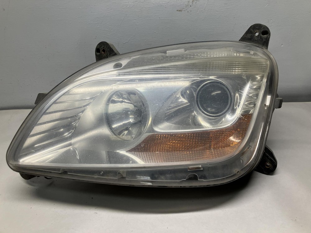 2012-2021 Peterbilt 579 Left/Driver Headlamp - Used