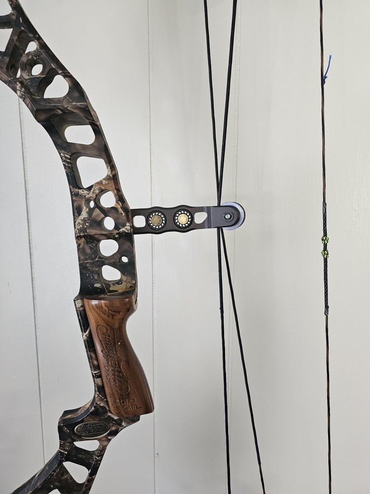 Mathews DXT Compound Bow