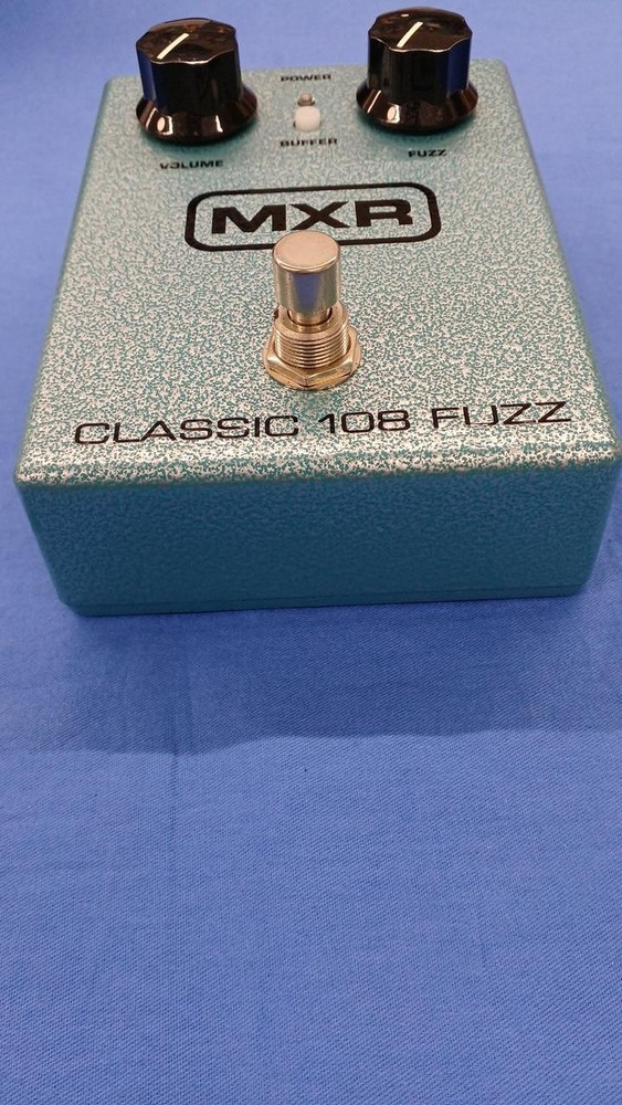 MXR CLASSIC 108 FUZZ EFFECTOR 854036
