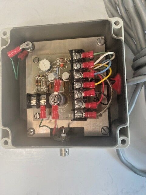 Great Lakes Instruments 714C4A-1001-102-C PH Analyzer Controller w 15 ft cable