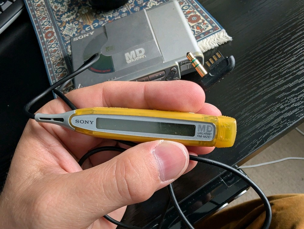 Sony RM-MZE1 MINIDISC Player Remote