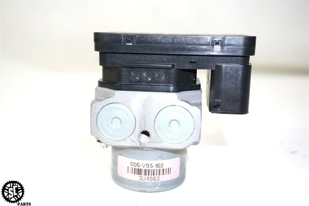 19 HONDA CBR 1000RR ABS PUMP MODULE