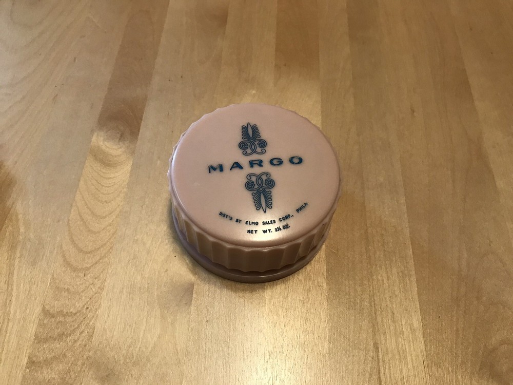 VINTAGE MARGO FACE POWDER CONTAINER