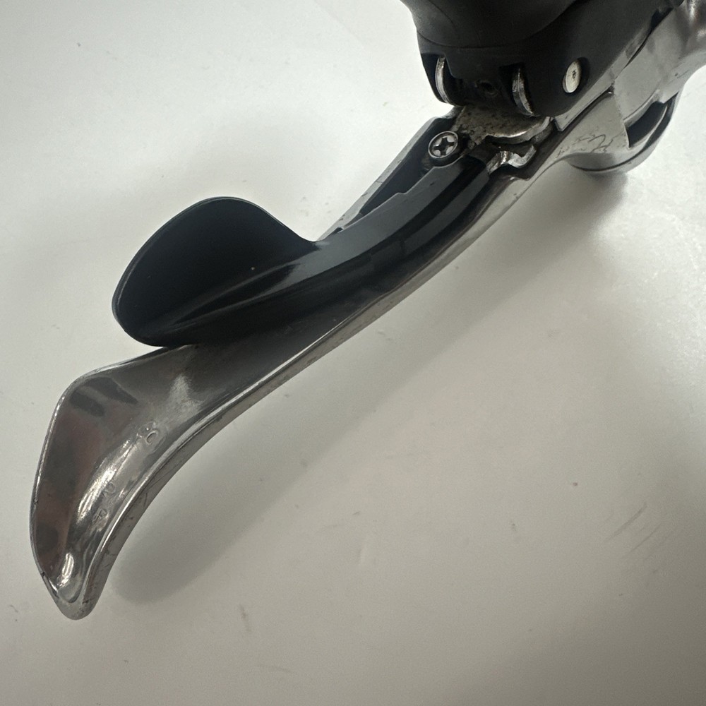 SHIMANO ULTEGRA SHIFT BRAKE LEVERS - PAIR