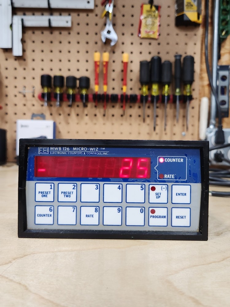 ECCI MWB126B-1 COUNTER/TIMER