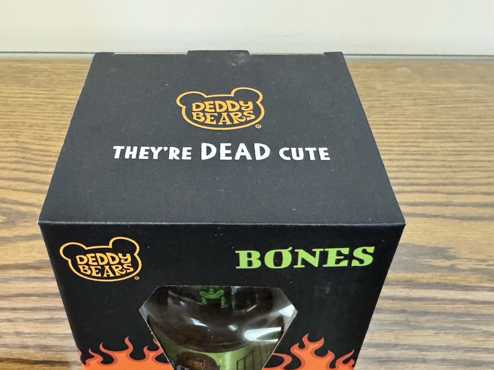 Deddy Bears Bones Mini Snow Globe