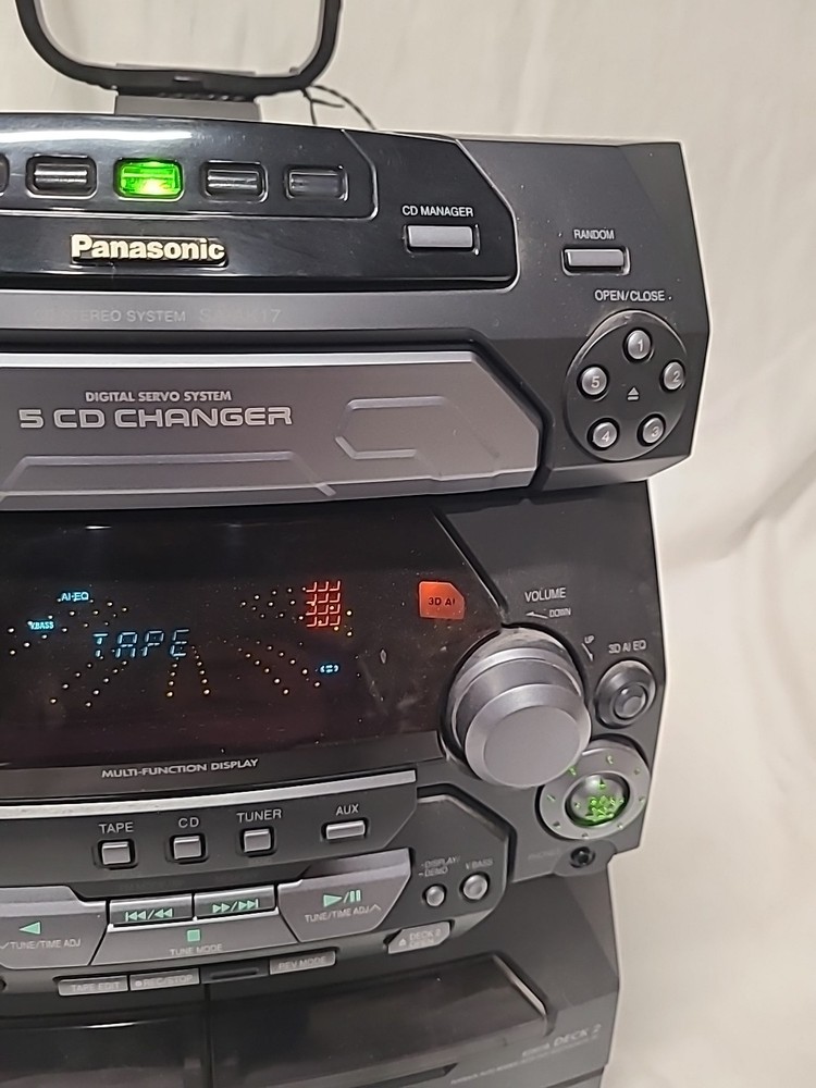 Panasonic SA-AK17 CD Stereo System ***READ DESCRIPTION***