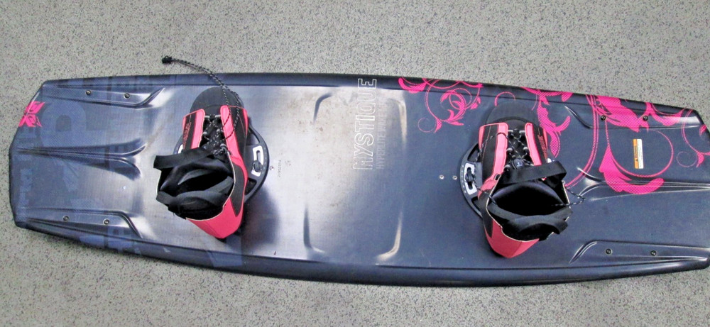 Hyperlite Mystique Wakeboard w/ Boots