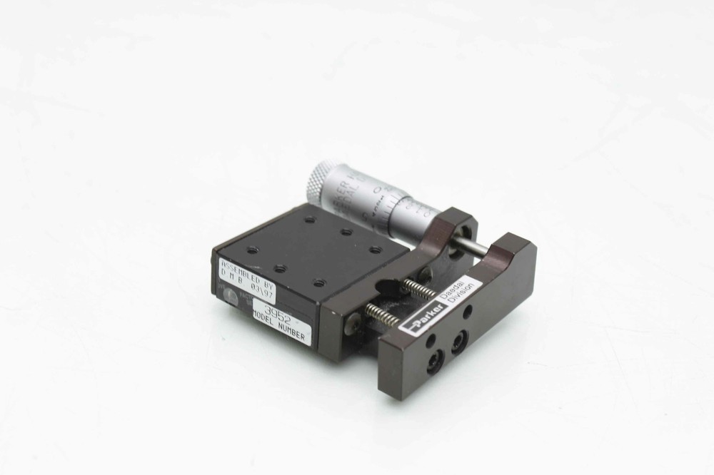 Parker 3952 Single Axis Cross Roller Precision Micrometer Stage 32mm