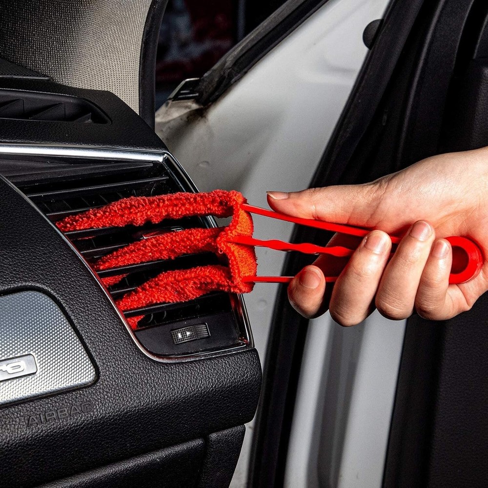 Luxury Soft Microfiber Car Duster with Extendable Handle - Scratch-Free Cleaning