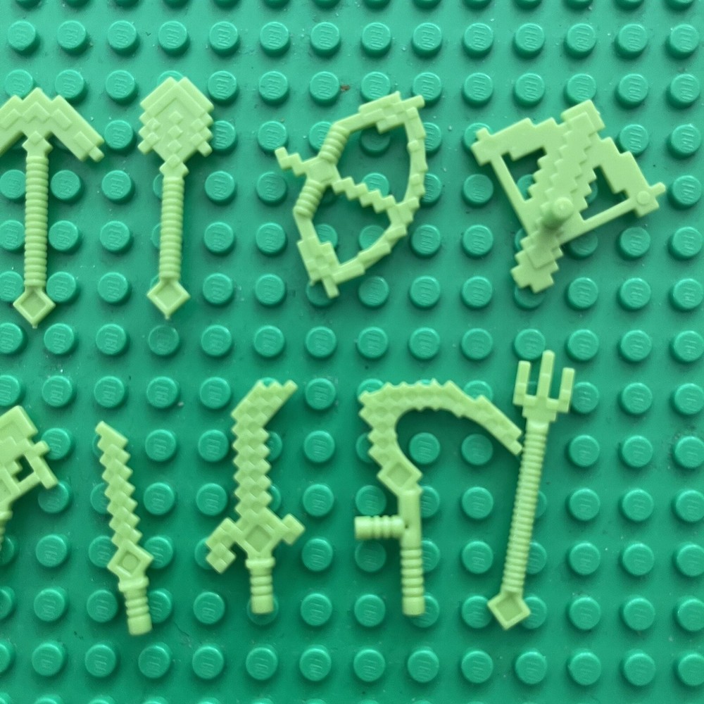 Lego Minecraft Emerald Weapons ( 13 Pieces)