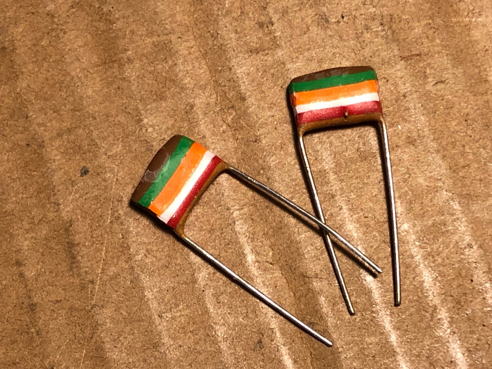 2 NOS Mullard Tropical Fish .015 uf 250v Capacitors Guitar Tone Caps (Qty Avai)