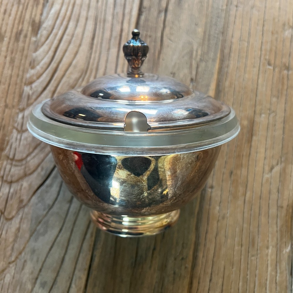 Sheffield Silver Co Covered Dish Silverplate Pyrex Glass Insert