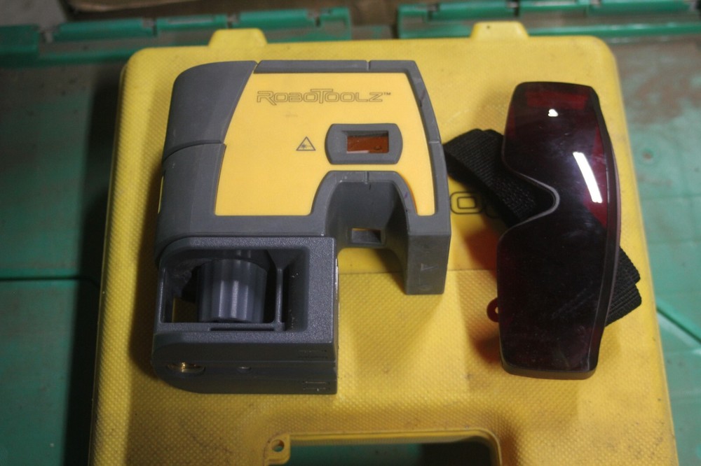 Robotoolz Electronic Leveling 5-Beam Laser RT-7610-5