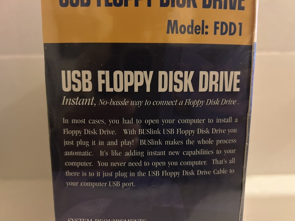BUSlink USB Floppy Disk Drive 1.44mb - Win 95/98/2000 & Mac OS - 3.5”