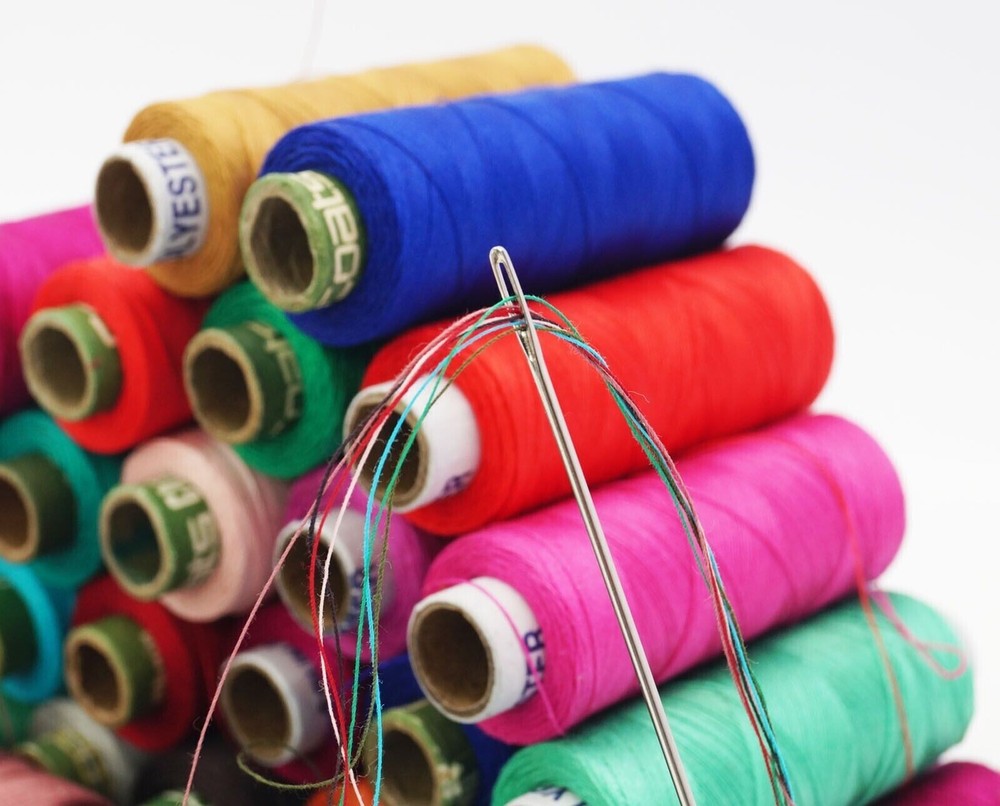 Polyester Thread Assorted Color Spool Spun Sewing Supplies Quilting 100 Pcs Set