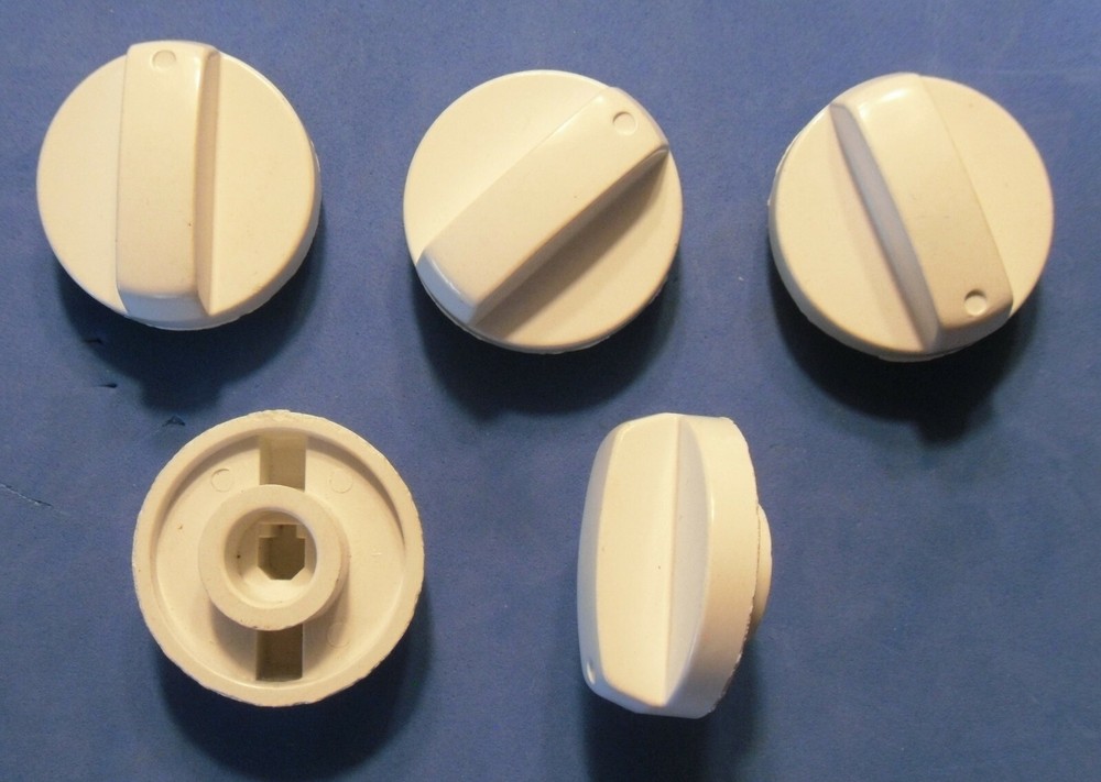 Vintage 1-1/2" Bakelite White Pointer Control Knob -  Quarter Inch Flatted Shaft