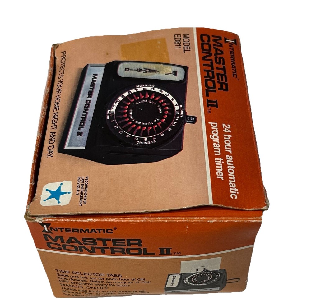 Vintage Intermatic Master Control II 24hr Automatic Program Timer Model ED811