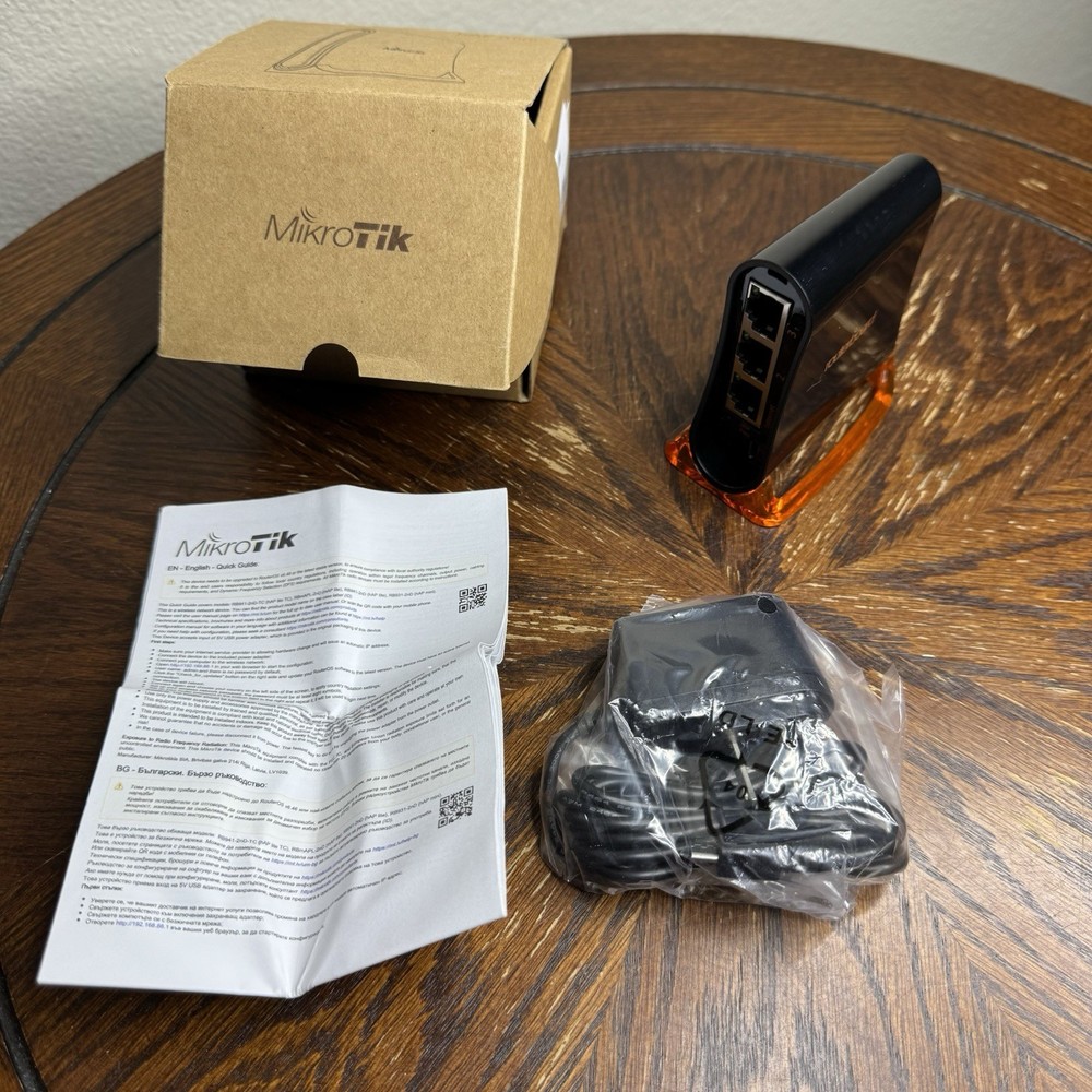 MikroTik RB931-2nD hAP mini Wireless Router Bundle w/ Power Adapter Box