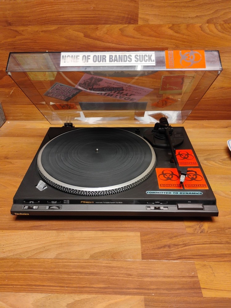 Technics SL-BD22 FG Servo Automatic Turntable w/Stanton D71EE - Needs New Stylus