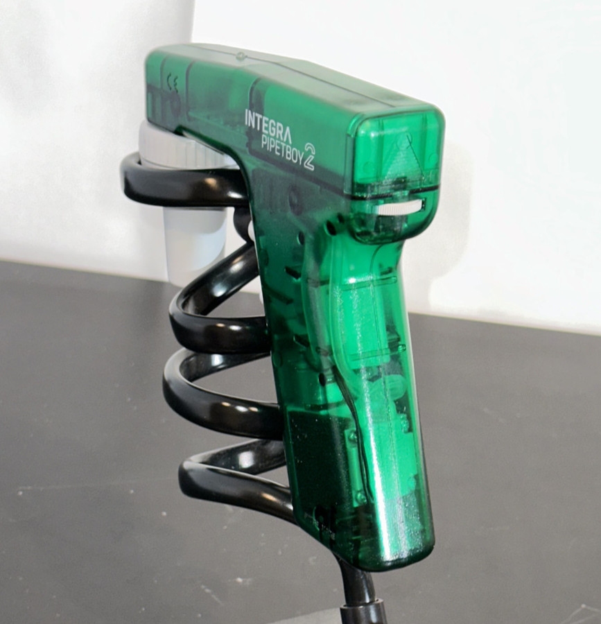 Integra Pipetboy 2 Pipette Controller CAT#155015 (Green)