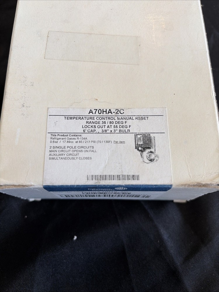 Johnson Controls A70HA-2C A70 Series Temperature Control STK GF172A