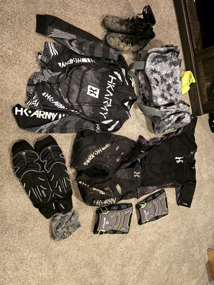 Planet eclipse CS1 Paintball Marker Setup Bundle Pre-owned