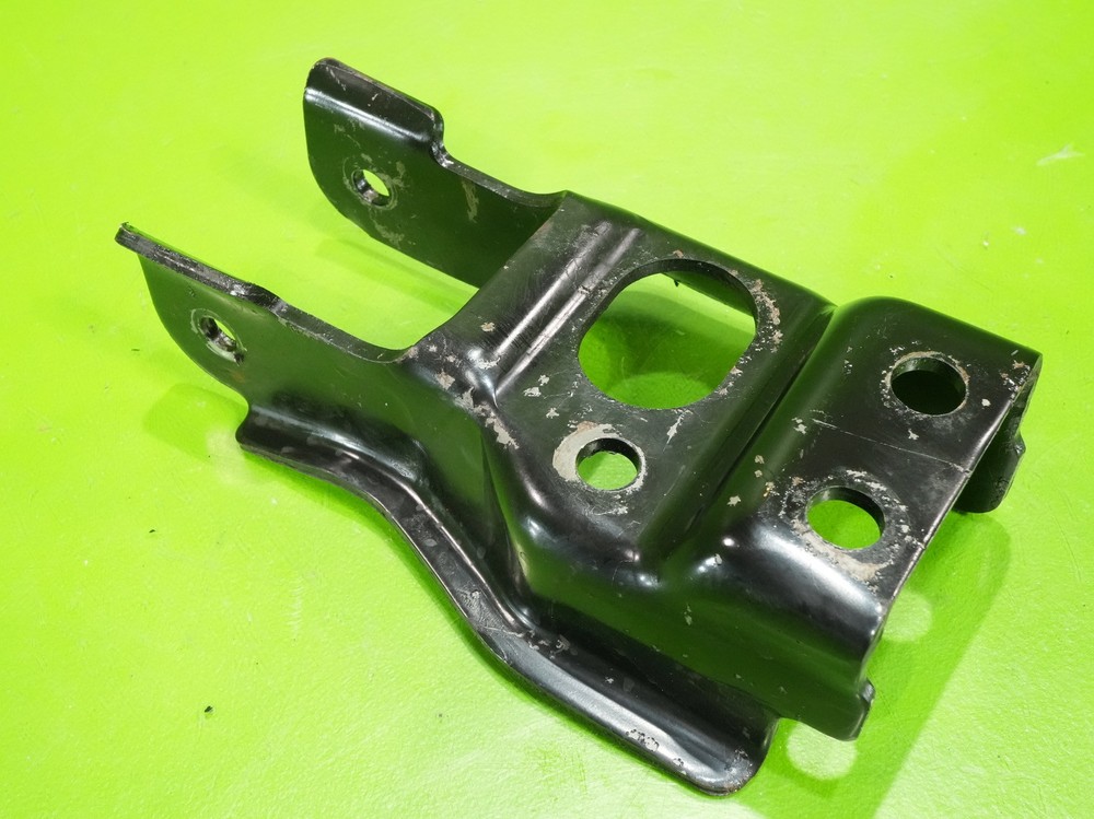 95-99 Eclipse GST GSX OEM 4G63 rear back engine mount bracket AT auto trans