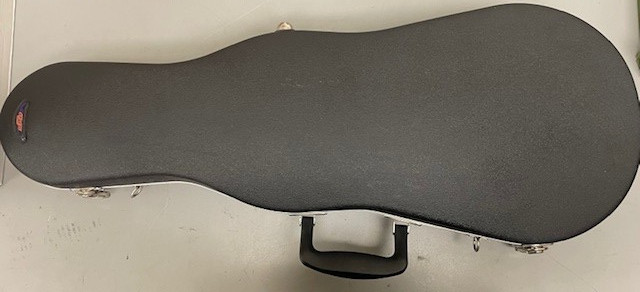 SKB 4/4 Violin Case***FAST SHIPPING