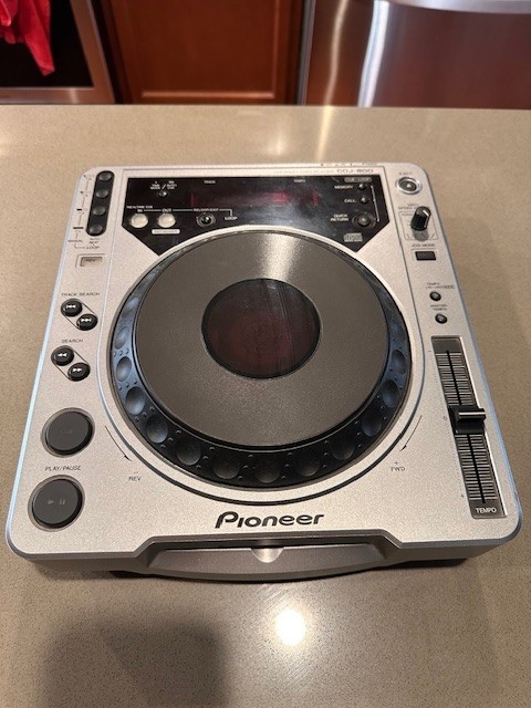 Pioneer CDJ800 DJ Turntable