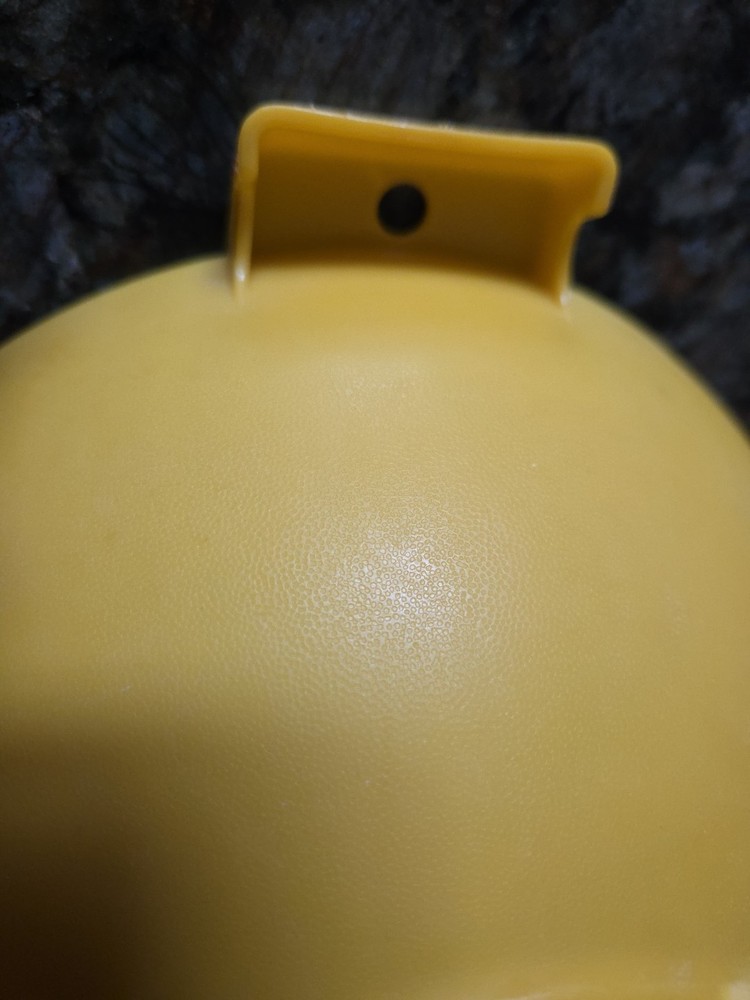 Vintage Tupperware 2 Quart Colander Strainer w/Handle & 2 Pour Spouts Yellow