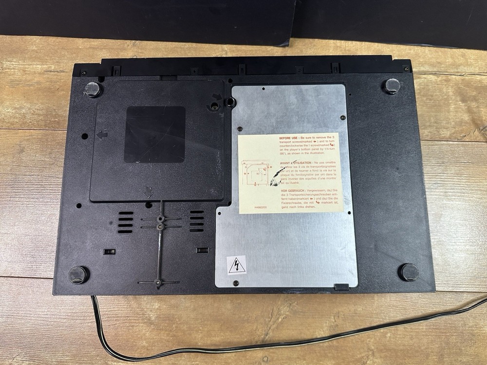 Marantz CD40 Compact Disc Player ***Parts READ