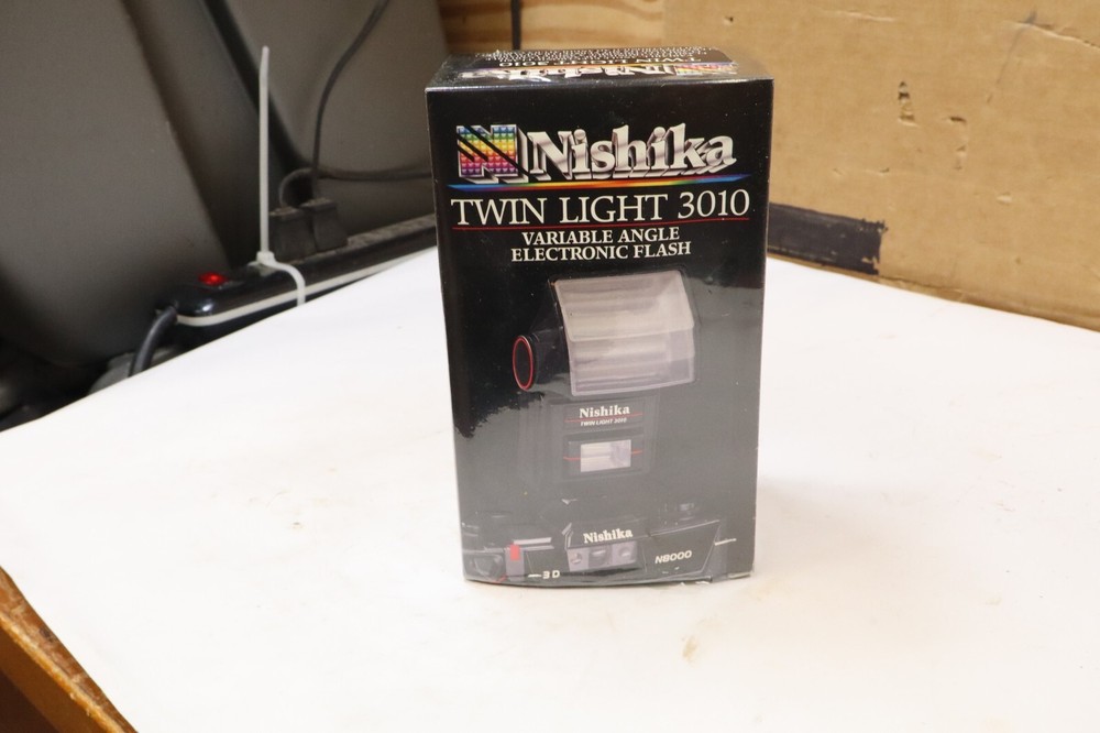 Nishika Twin Light 3010 Variable Angle Electronic Flash Sealed New RM