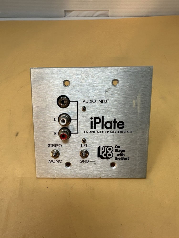 iPlate Portable Audio Player Interface