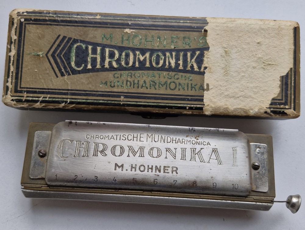 Vintage Harmonica Hohner Chromonika 1