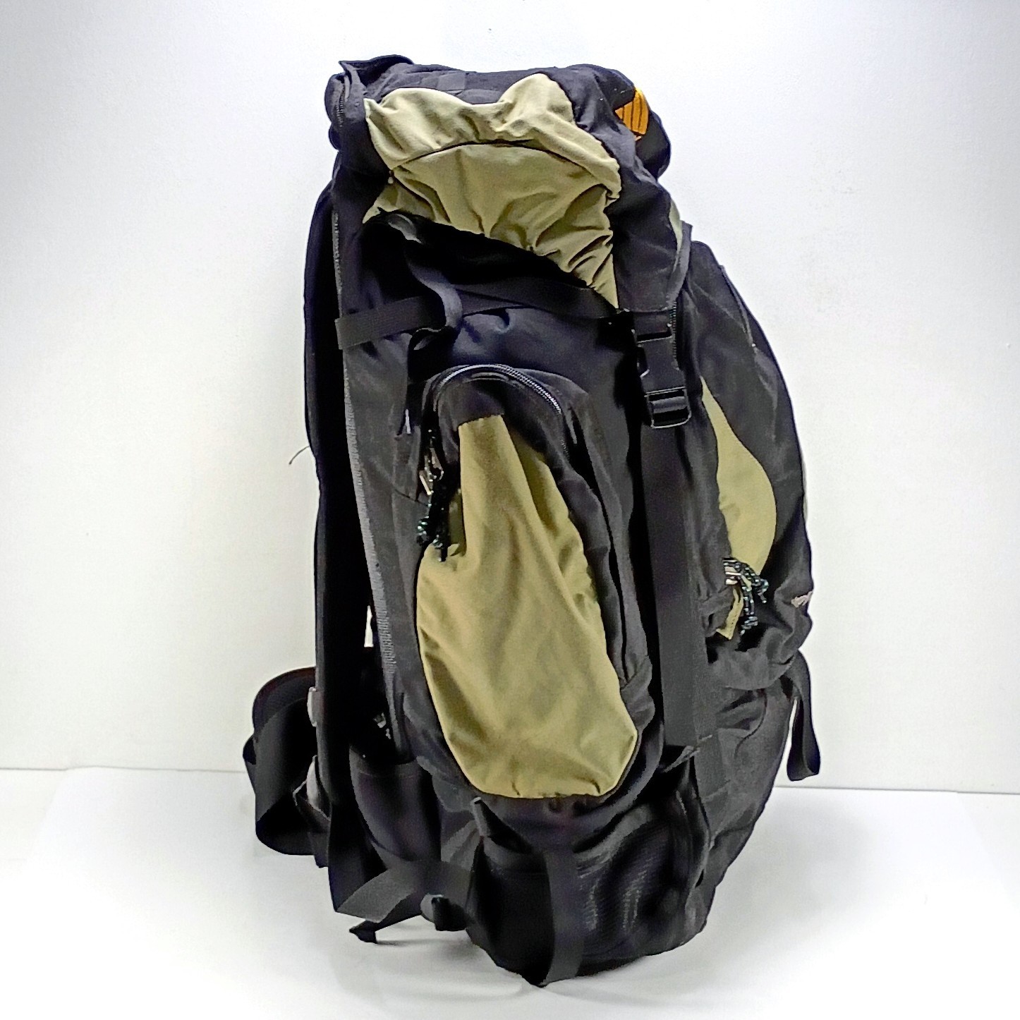Kelty Moraine 3200 Internal Frame Backpack 52 Liter Black And Green